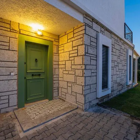 Holiday home Guemuesluek Koeyici Havuzlu Dubleks *