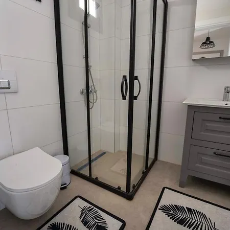 Holiday home Guemuesluek Koeyici Havuzlu Dubleks *